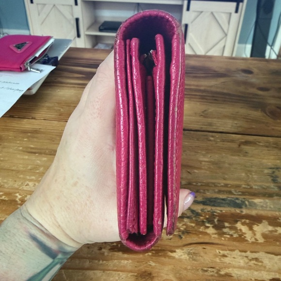 Gucci Pink Long Wallet - Picture 3 of 9